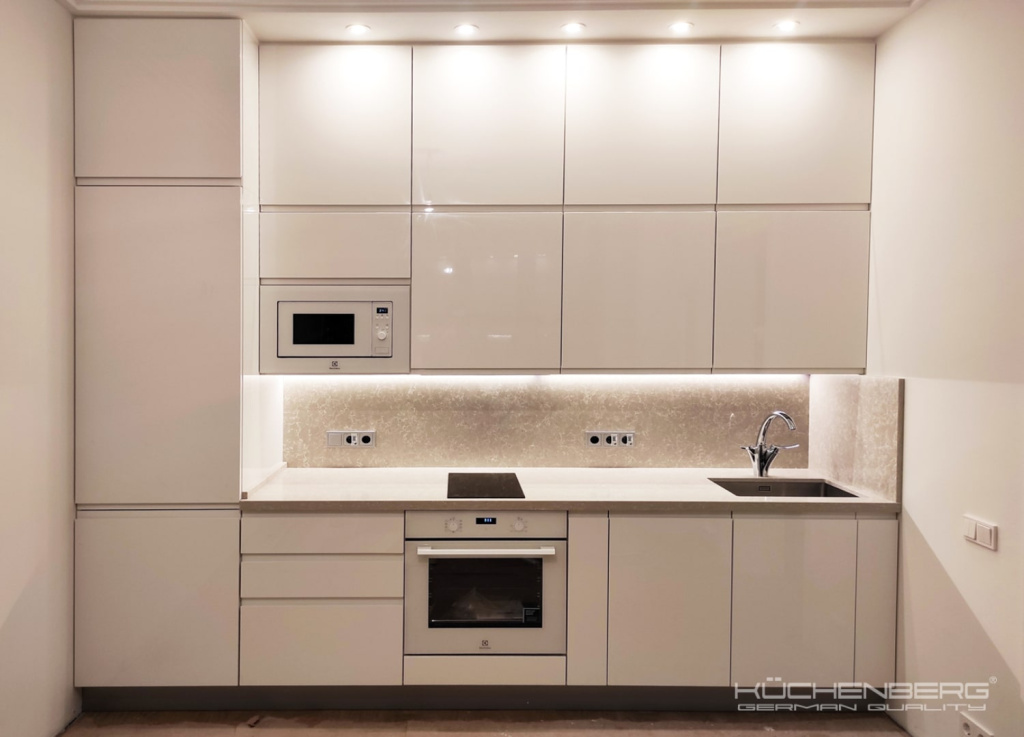 Особенности дизайна маленькой кухни - современной планировки интерьера (72 фото)